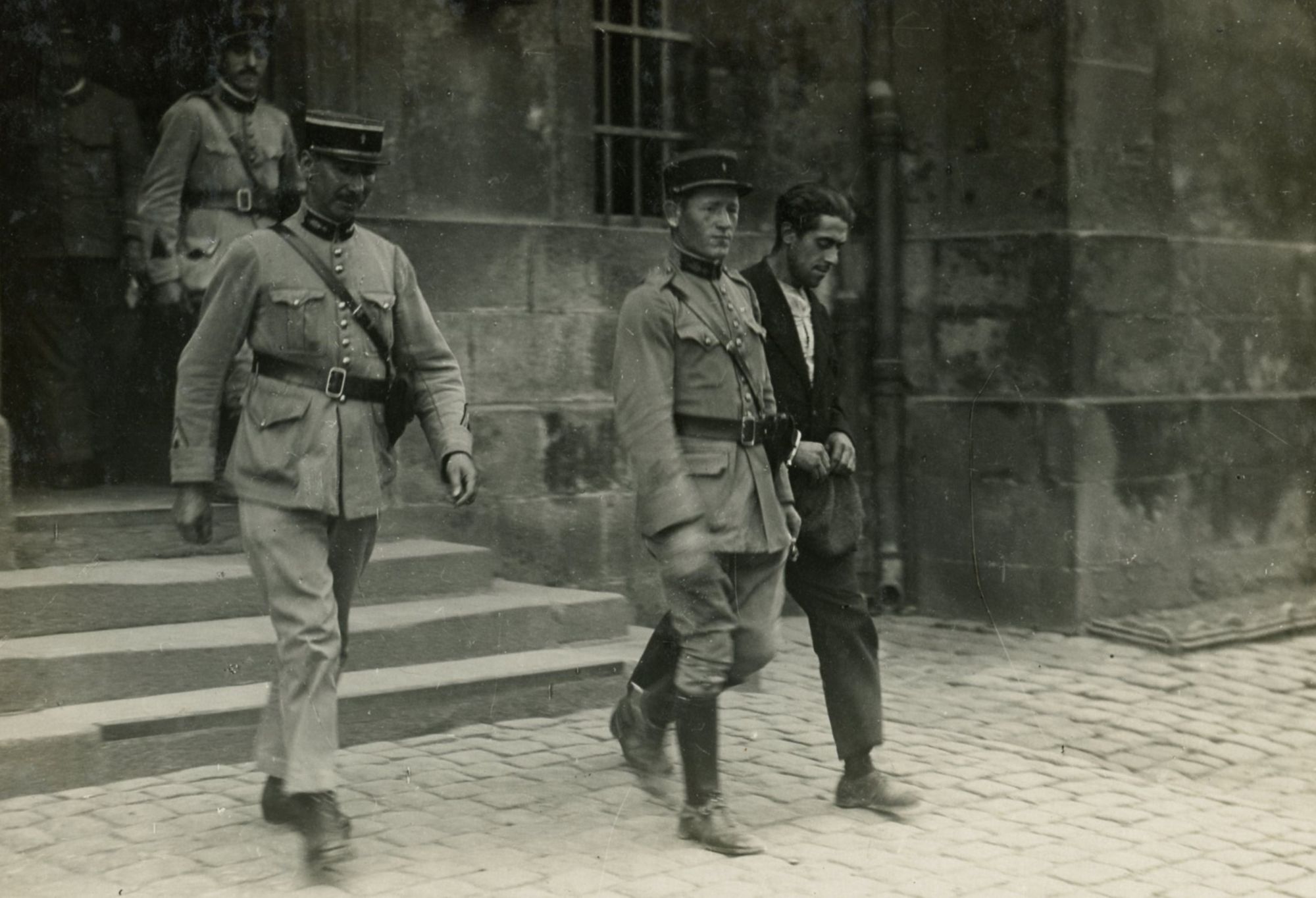 Registres d'écrou des prisons