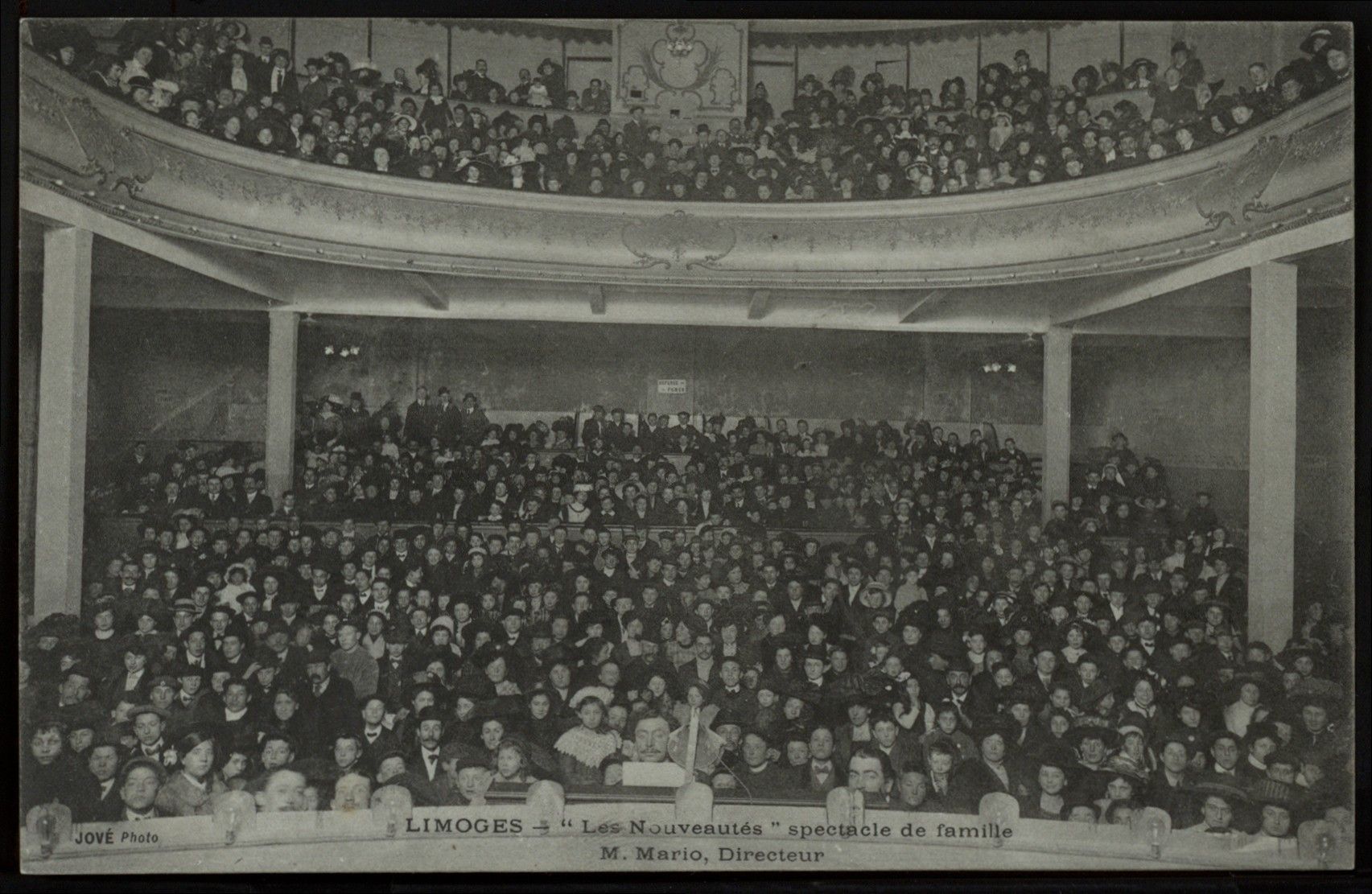 Enigme du 31 mars 2022 :  Salle de spectacles "Les nouveautés"