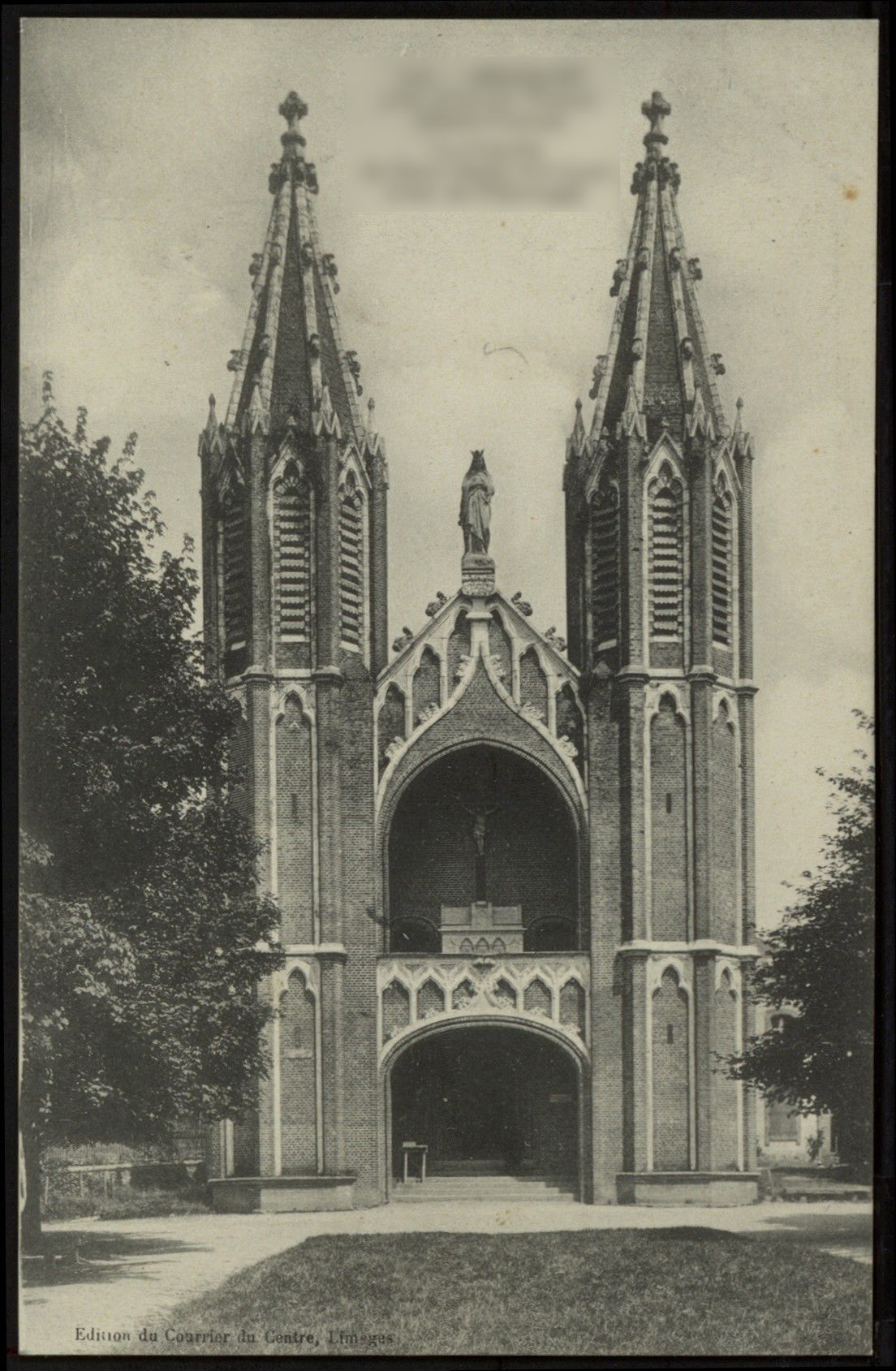 Enigme du 21 juillet 2022 : Chapelle néogothique