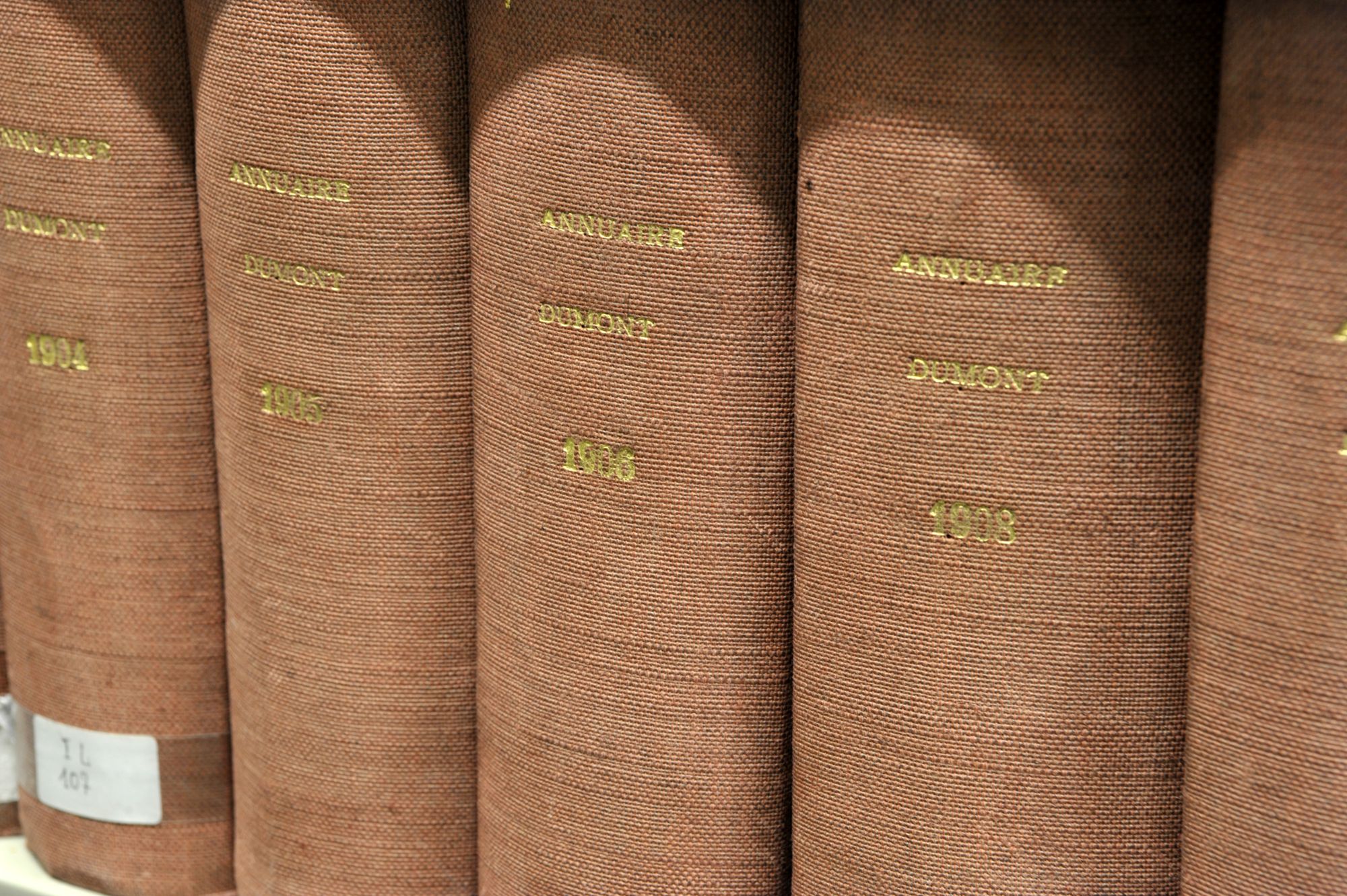 Calendriers et annuaires de la Haute-Vienne et des départements voisins