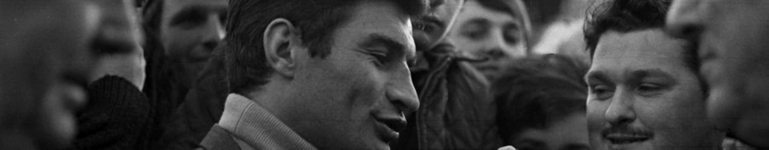 Raymond Poulidor en interview - Photographie Lacan - 1969