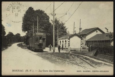 La gare des tramways à Bonnac-la-Côte - 46 Fi 907