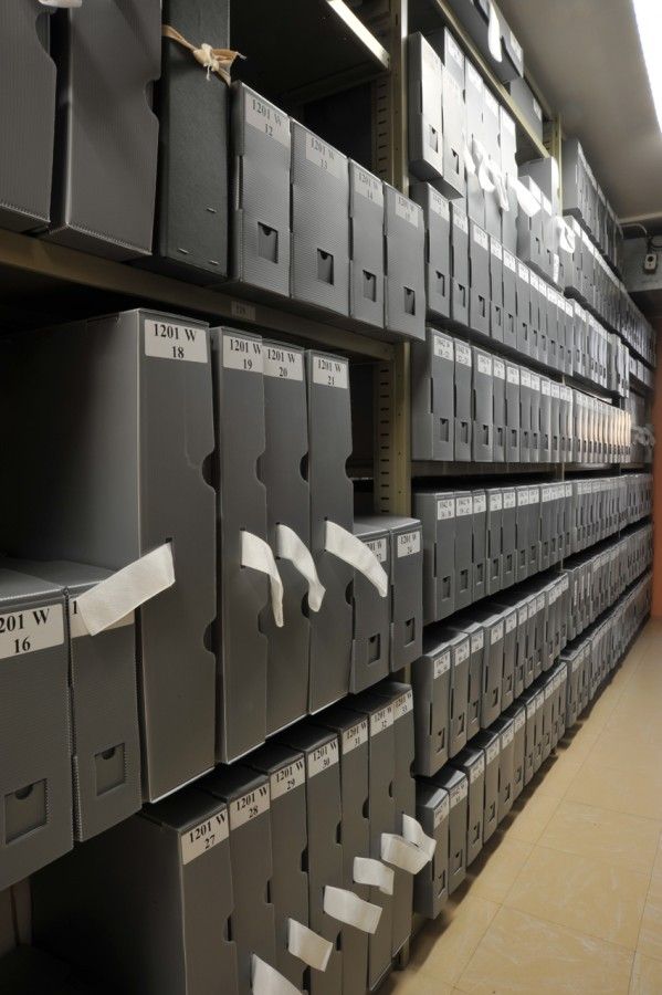 Un magasin des Archives départementales de la Haute-Vienne